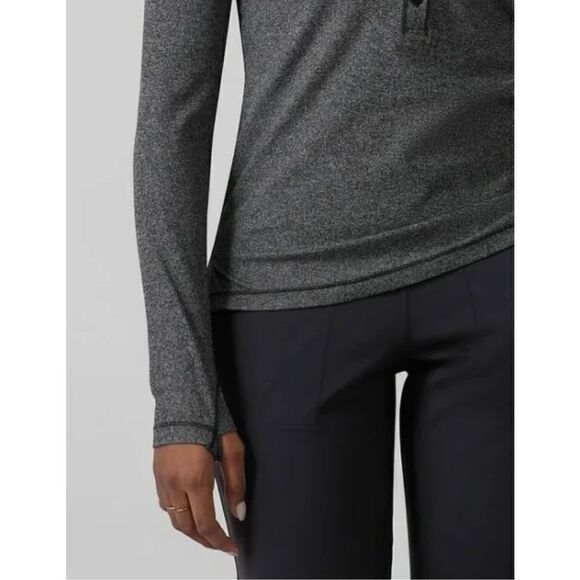 Athleta Uptempo Ribbed Henley
Top small Black Heather - Picture 7 of 9
